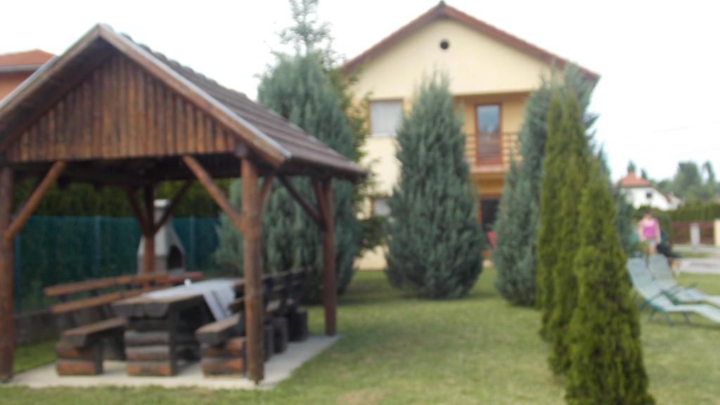 Bodzavirag Apartman Zalakaros Buitenkant foto
