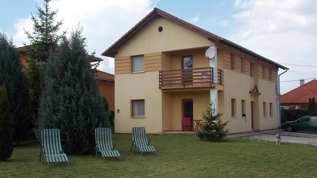 Bodzavirag Apartman Zalakaros Buitenkant foto