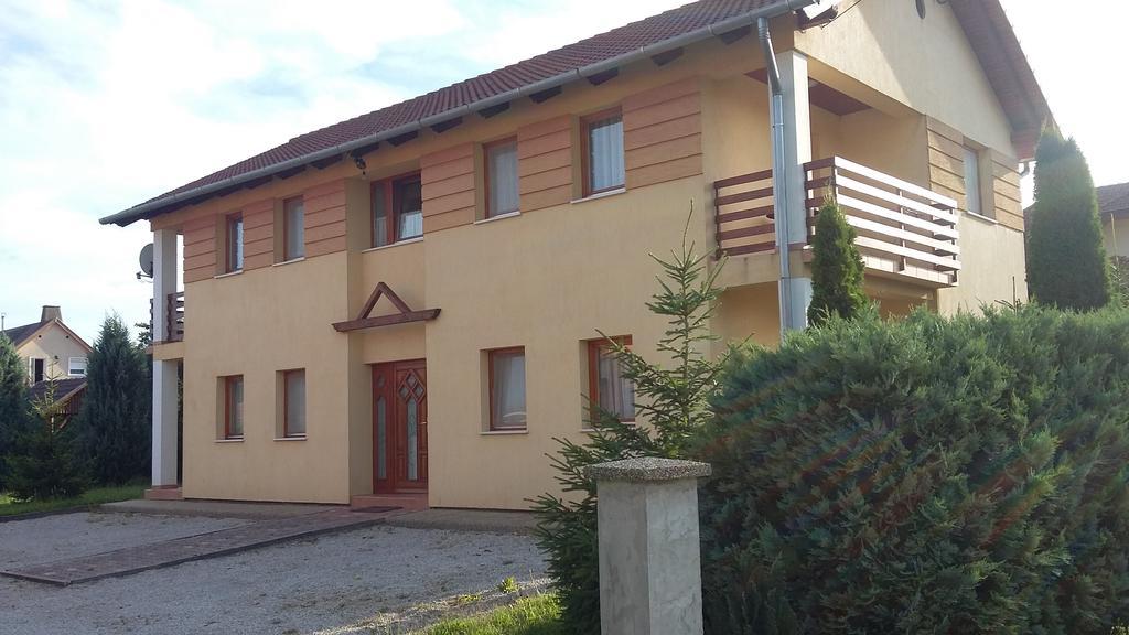 Bodzavirag Apartman Zalakaros Buitenkant foto